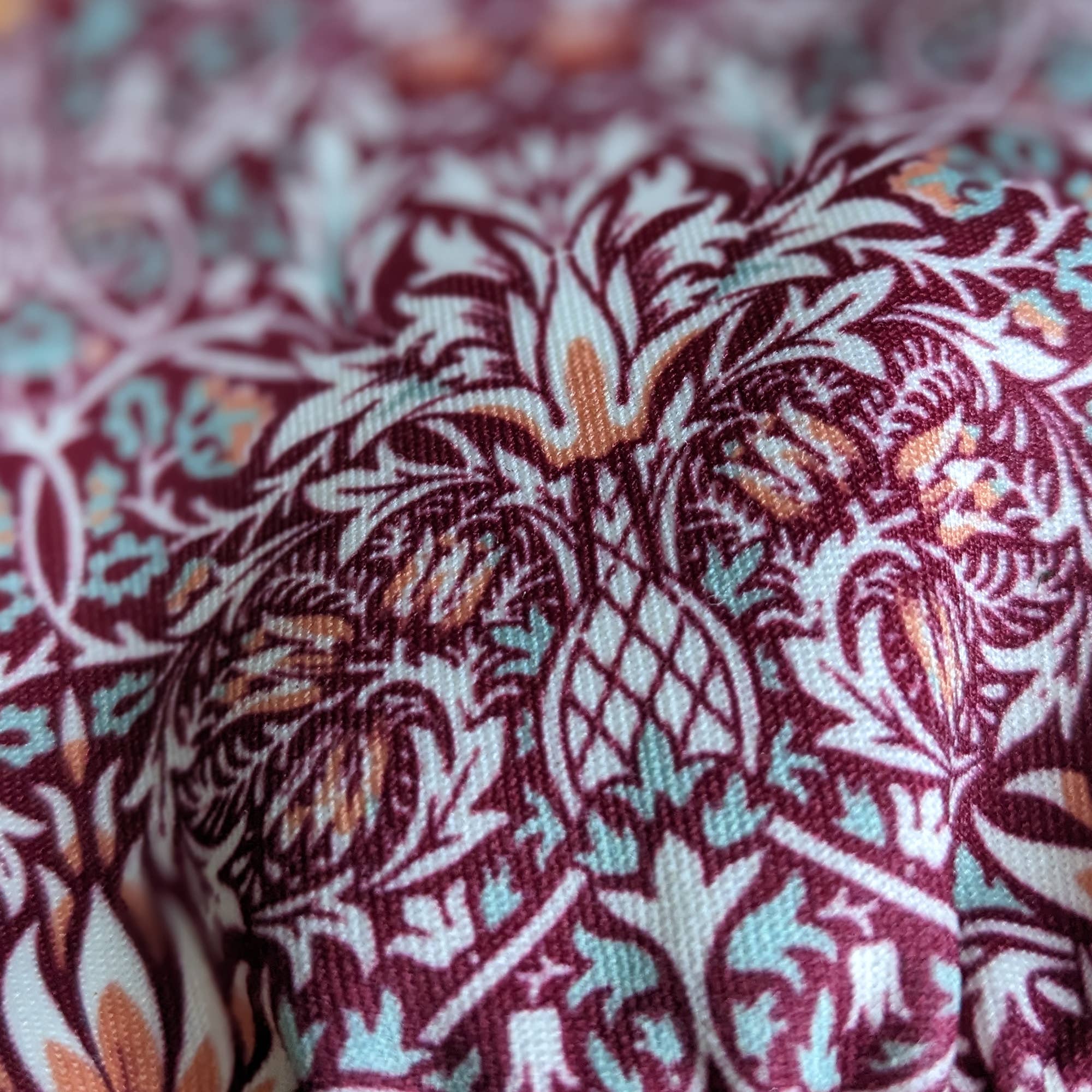 Orange Grove Gardening Gloves - William Morris Snakeshead - Image 3