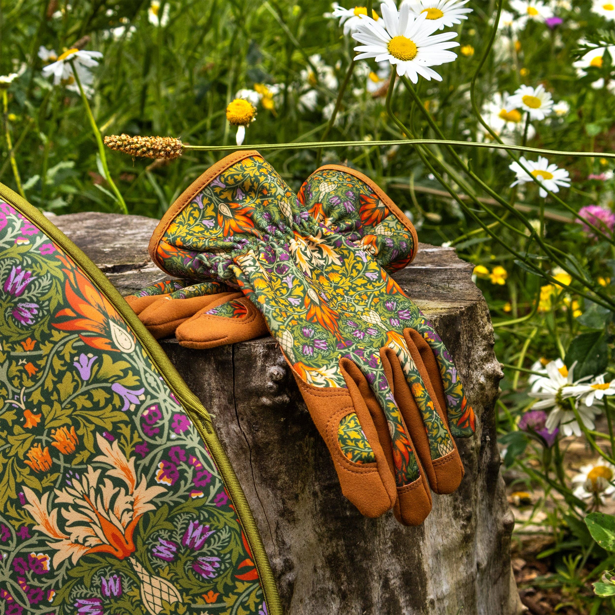Orange Grove Gardening Gloves - Women's One Size – William Morris Snakeshead Design - Image 5