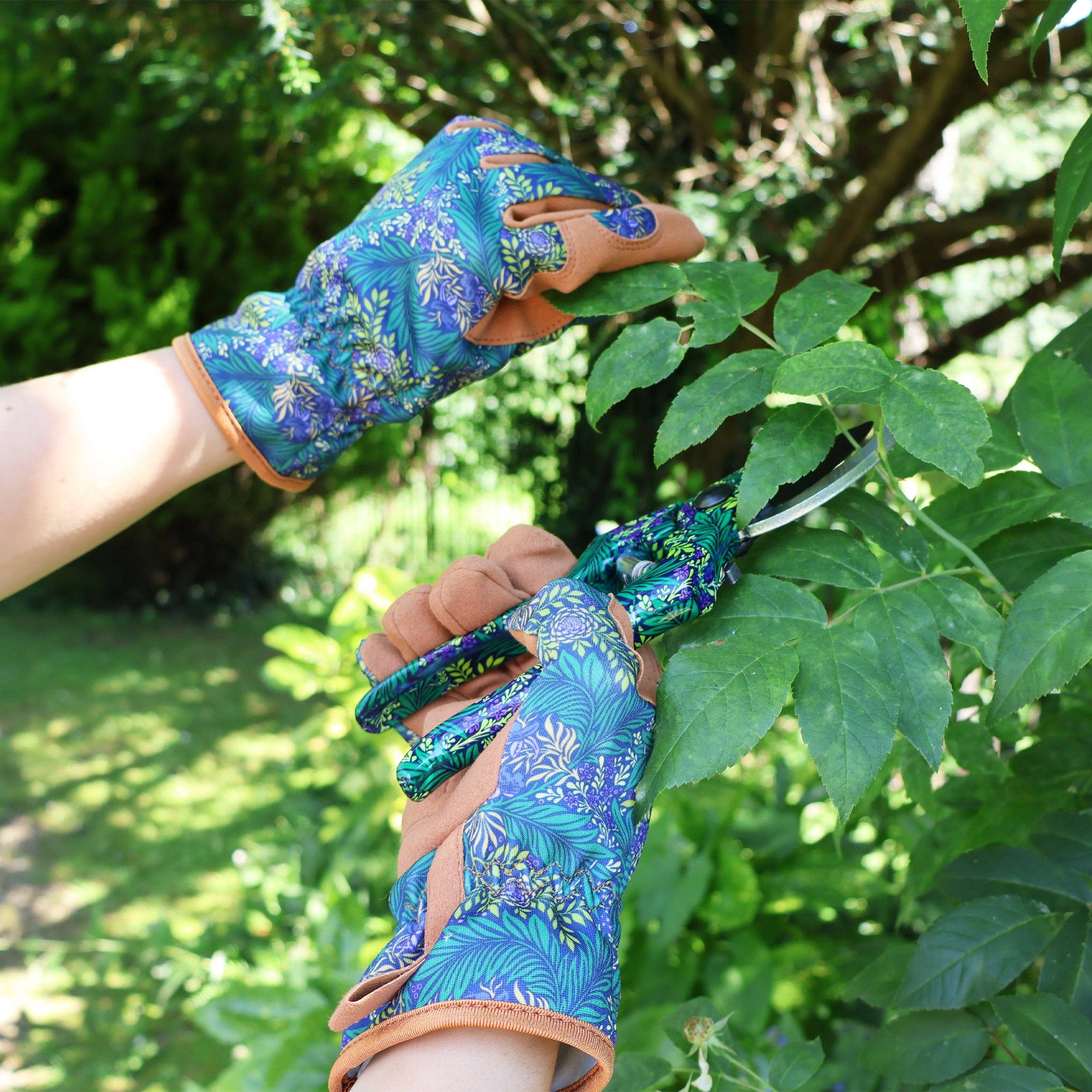 Orange Grove Outdoor Gardening Gloves - Image 5