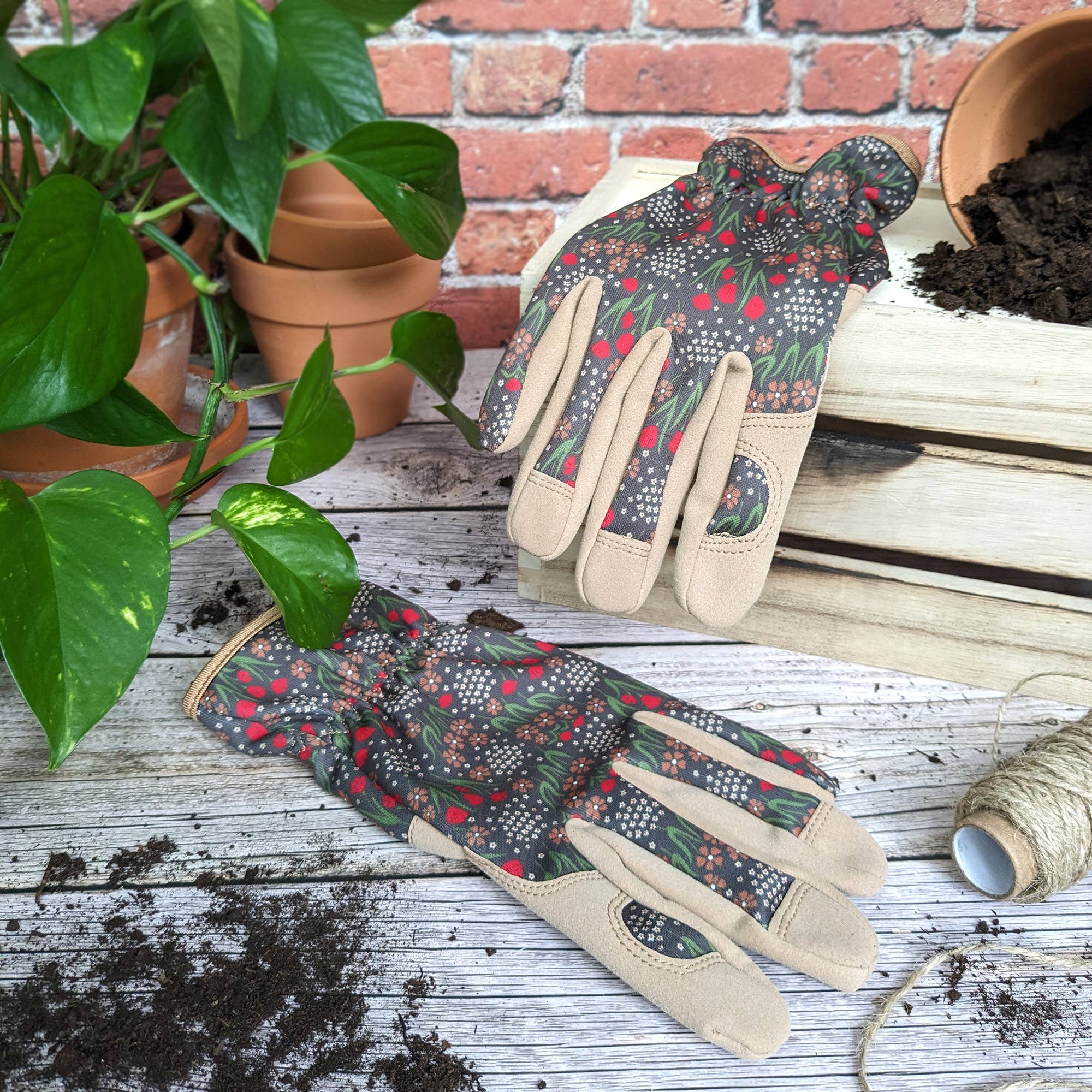 Willow & Belle Gardening Gloves - Dark Green Meadow - Image 2