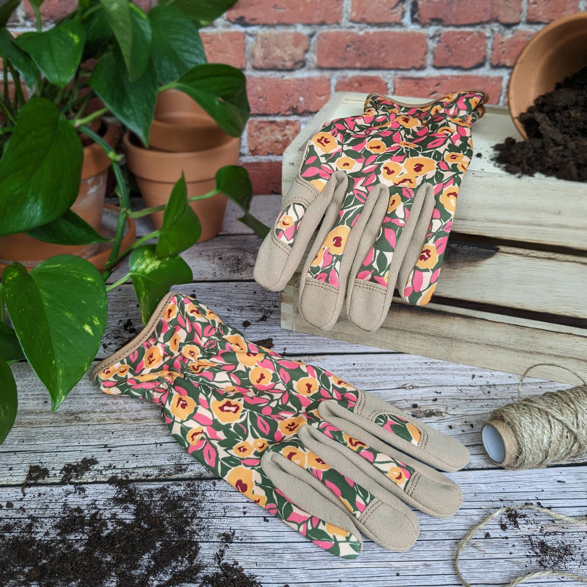 Willow & Belle Gardening Gloves - Mustard And Pink Flowers - Image 2
